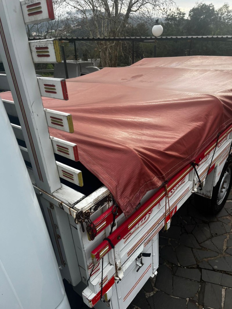 MASTER 2.5 DCI CHASSI CABINE L2H1 16V DIESEL 2P MANUAL - 2014 - CARLOS BARBOSA