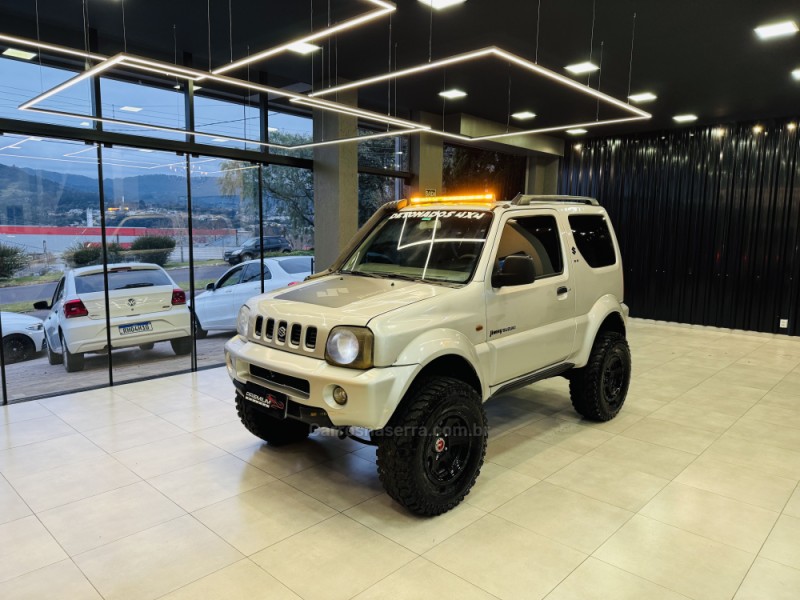 JIMNY 1.3 4ALL 4X4 16V GASOLINA 2P MANUAL - 2001 - DOIS IRMãOS