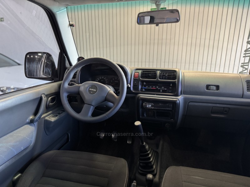 JIMNY 1.3 4ALL 4X4 16V GASOLINA 2P MANUAL - 2001 - DOIS IRMãOS