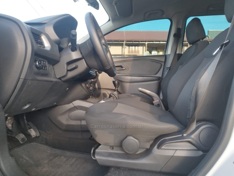 SPIN 1.8 LT 8V FLEX 4P MANUAL - 2019 - NOVO HAMBURGO