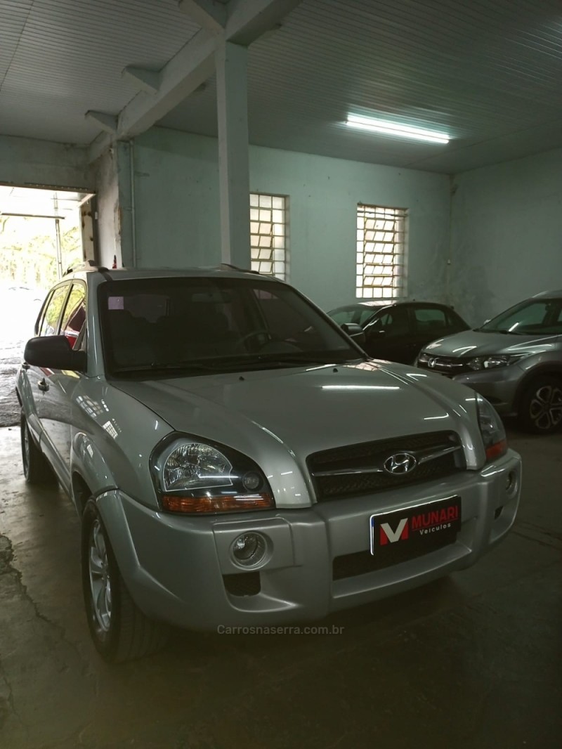 tucson 2.0 gl 2wd 16v gasolina 4p manual 2012 bento goncalves
