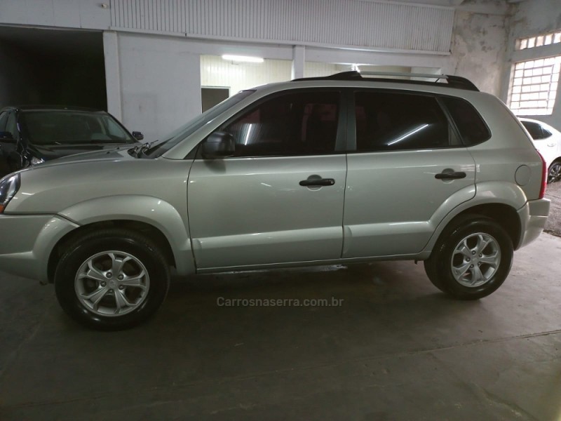 TUCSON 2.0 GL 2WD 16V GASOLINA 4P MANUAL - 2012 - BENTO GONçALVES
