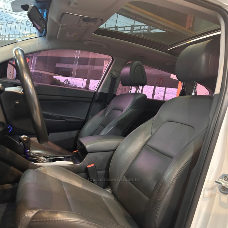 TUCSON 1.6 GLS TURBO GASOLINA 4P AUTOMÁTICO - 2018 - SAPUCAIA DO SUL