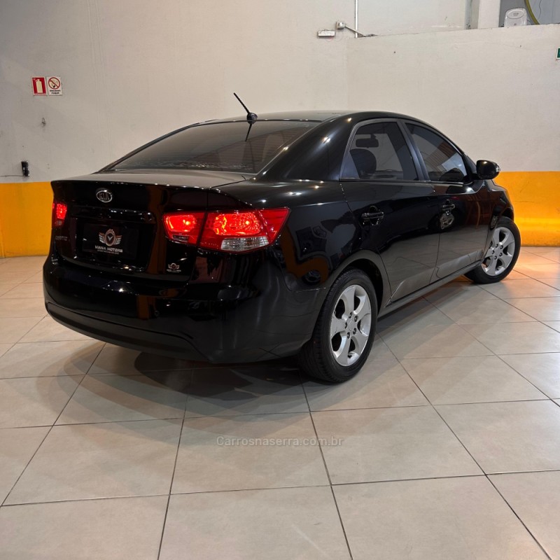 CERATO 1.6 E.221 SEDAN 16V GASOLINA 4P AUTOMÁTICO - 2010 - SAPUCAIA DO SUL