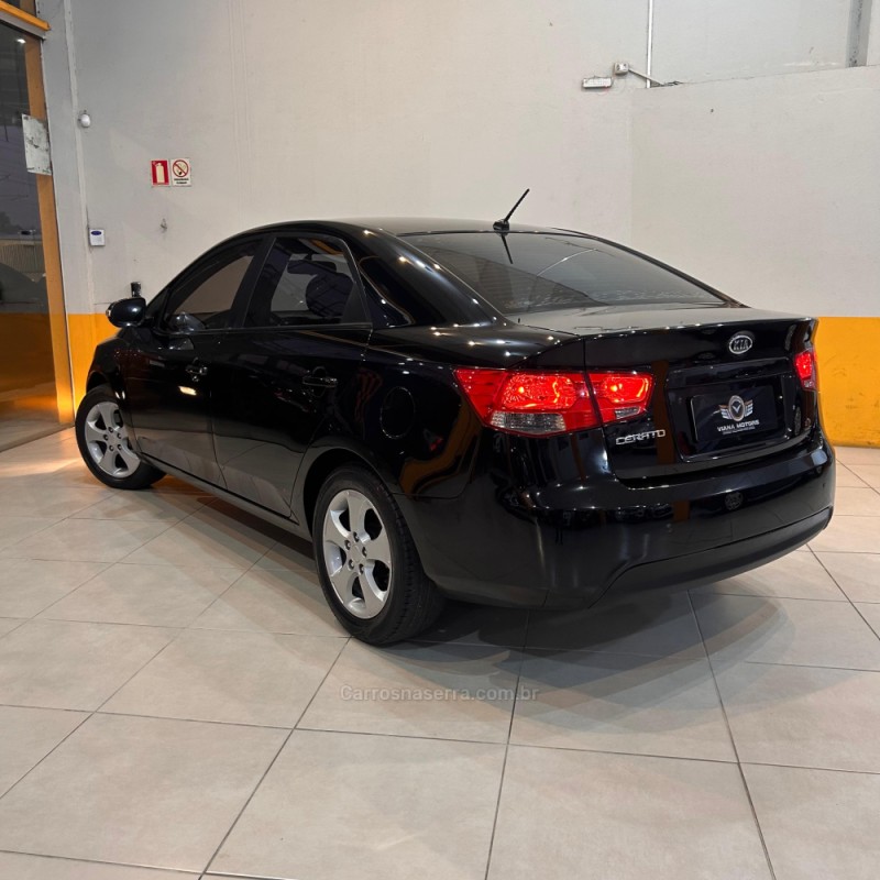 CERATO 1.6 E.221 SEDAN 16V GASOLINA 4P AUTOMÁTICO - 2010 - SAPUCAIA DO SUL