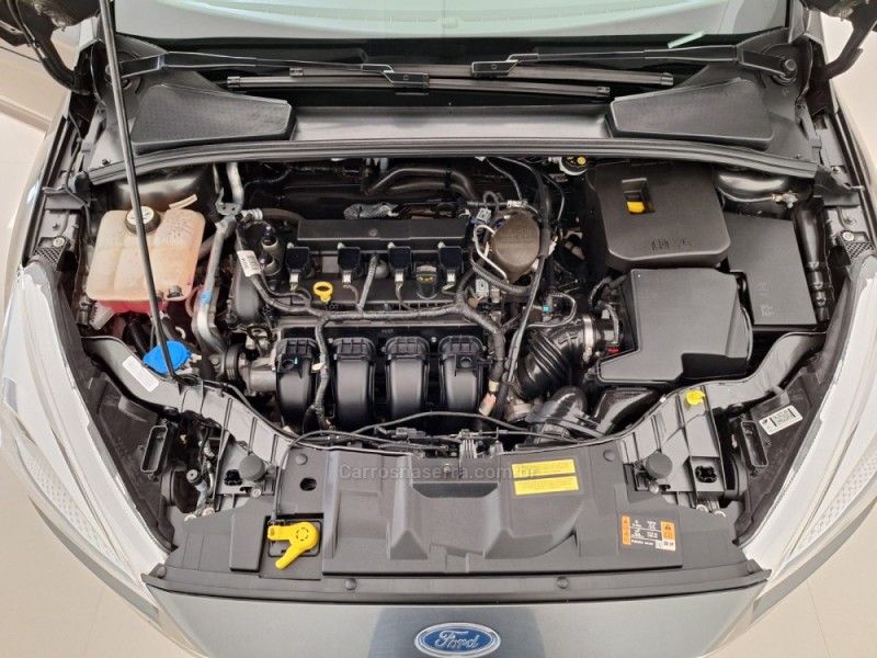 FOCUS 2.0 SE FASTBACK 16V FLEX 4P AUTOMÁTICO - 2018 - CAXIAS DO SUL
