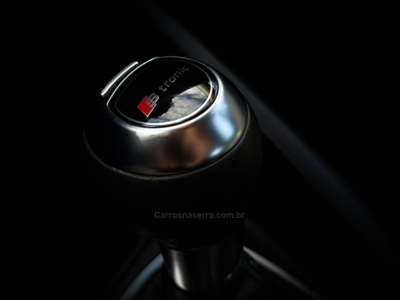 A1 1.4 TFSI ATTRACTION 16V 122CV GASOLINA 2P AUTOMÁTICO - 2013 - CAMPO BOM