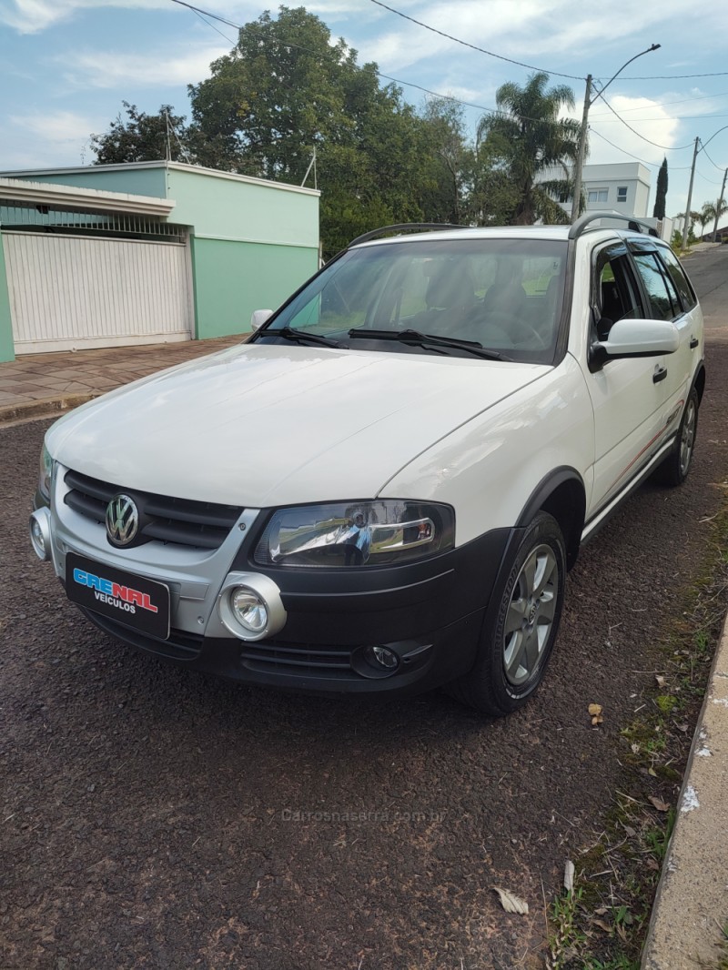 PARATI 1.8 MI SURF 8V FLEX 4P MANUAL G.IV - 2009 - CAMPO BOM