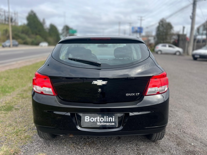 ONIX 1.0 MPFI LT 8V FLEX 4P MANUAL - 2014 - FARROUPILHA