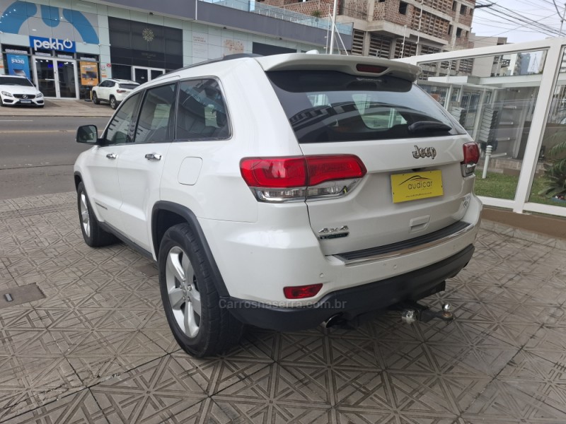 GRAND CHEROKEE 3.0 LIMITED 4X4 V6 24V TURBO DIESEL 4P AUTOMÁTICO - 2015 - CAXIAS DO SUL