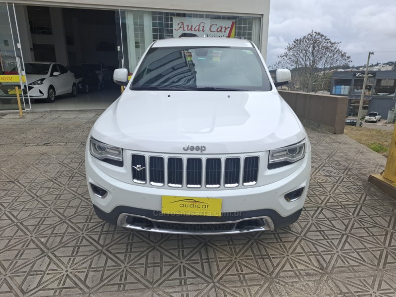 GRAND CHEROKEE 3.0 LIMITED 4X4 V6 24V TURBO DIESEL 4P AUTOMÁTICO - 2015 - CAXIAS DO SUL