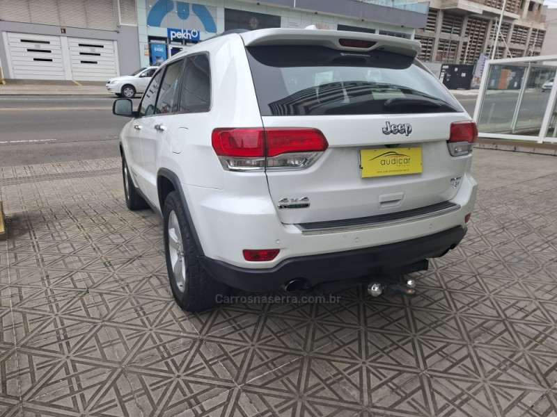 GRAND CHEROKEE 3.0 LIMITED 4X4 V6 24V TURBO DIESEL 4P AUTOMÁTICO - 2015 - CAXIAS DO SUL
