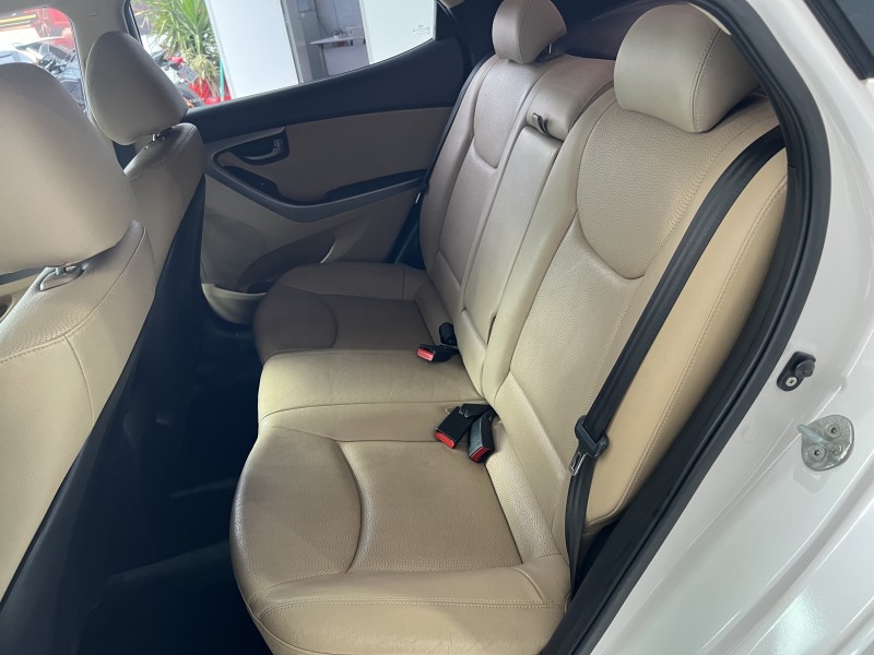 ELANTRA 1.8 GLS 16V GASOLINA 4P AUTOMÁTICO - 2013 - PORTãO