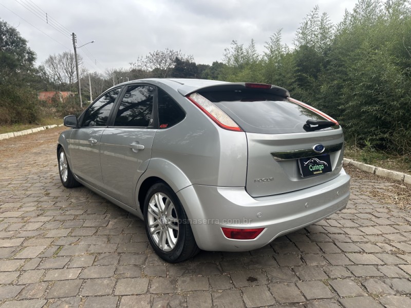 FOCUS 2.0 GHIA 16V FLEX 4P MANUAL - 2009 - NOVA PRATA