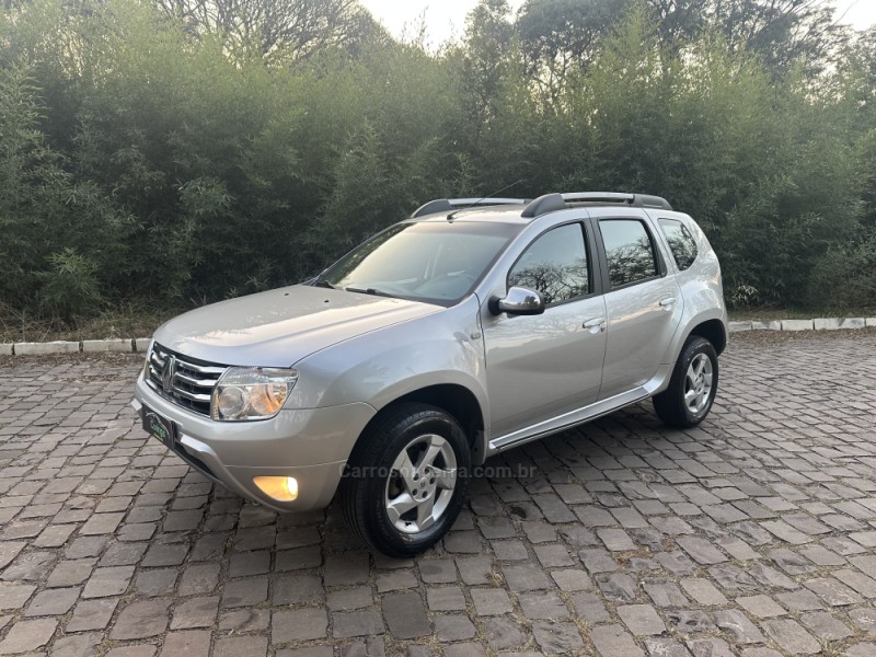 DUSTER 1.6 DYNAMIQUE 4X2 16V FLEX 4P MANUAL