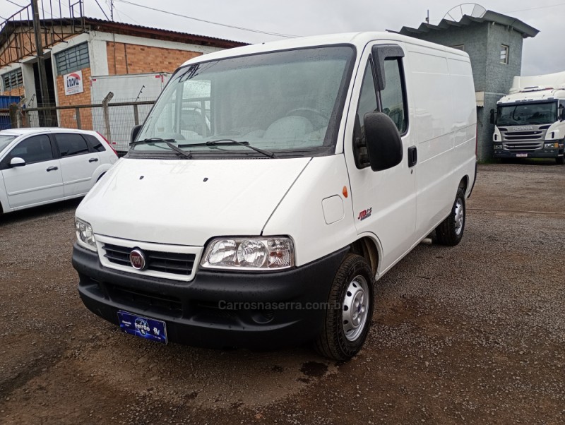 DUCATO 2.8 CARGO CURTO 8V TURBO DIESEL 3P MANUAL - 2006 - FARROUPILHA