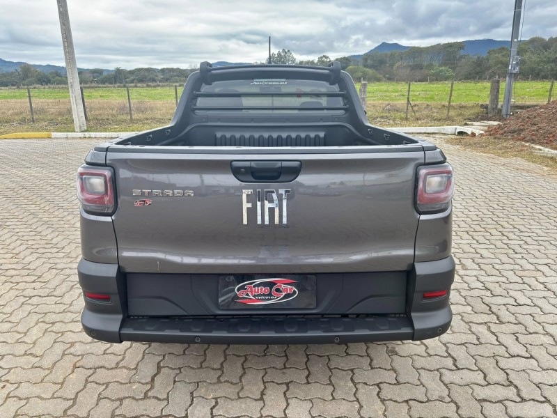 STRADA 1.4 ENDURANCE CS PLUS 8V FLEX 2P MANUAL - 2021 - CANDELáRIA