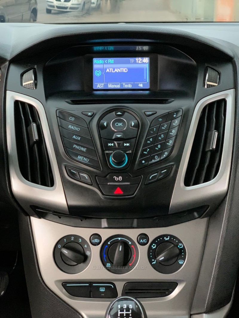 FOCUS 1.6 SE 16V FLEX 4P MANUAL - 2015 - CAXIAS DO SUL