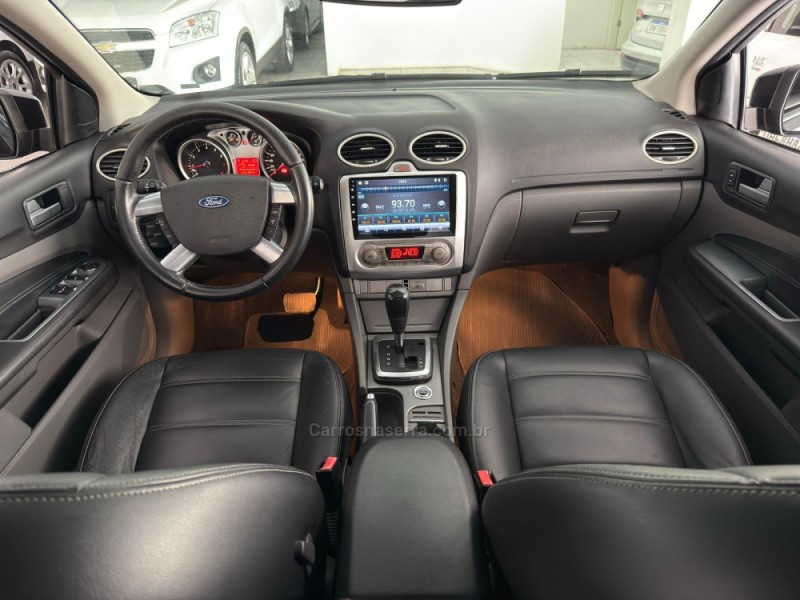 FOCUS 2.0 TITANIUM 16V FLEX 4P AUTOMÁTICO - 2012 - NOVO HAMBURGO