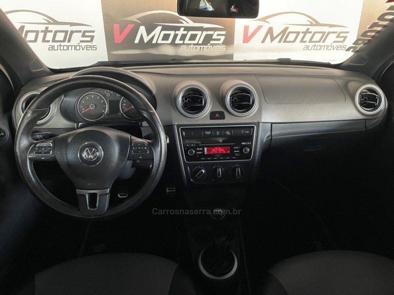 SAVEIRO 1.6 CROSS CE 16V FLEX 2P MANUAL - 2014 - PAROBé