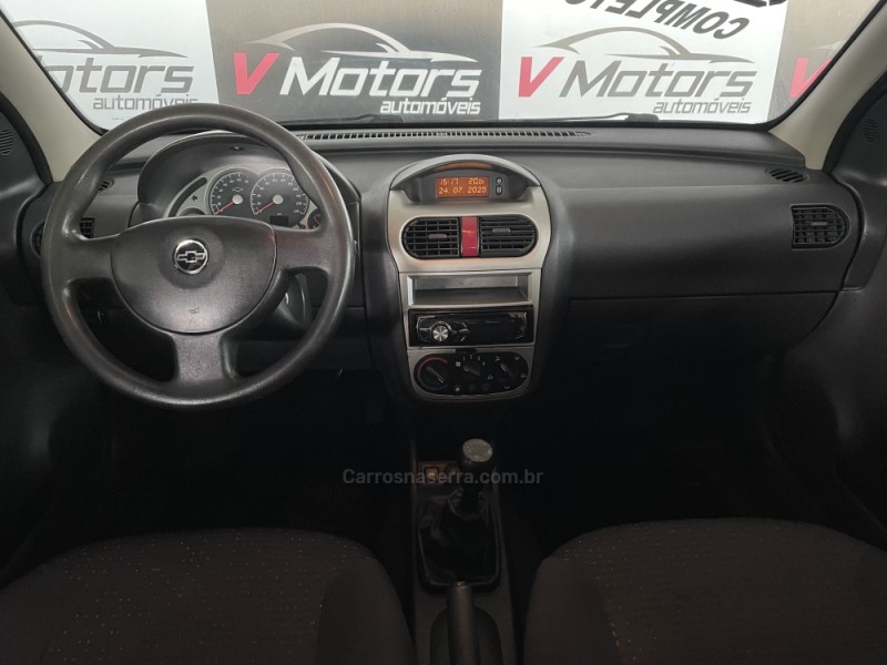 CORSA 1.4 MPFI PREMIUM SEDAN 8V FLEX 4P MANUAL - 2008 - PAROBé