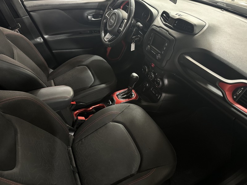 RENEGADE 2.0 16V TURBO DIESEL TRAILHAWK 4P 4X4 AUTOMÁTICO - 2016 - CAXIAS DO SUL
