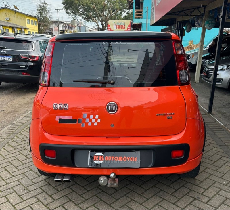 UNO 1.4 SPORTING 8V FLEX 4P MANUAL - 2012 - PAROBé