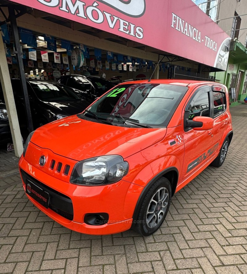 UNO 1.4 SPORTING 8V FLEX 4P MANUAL - 2012 - PAROBé