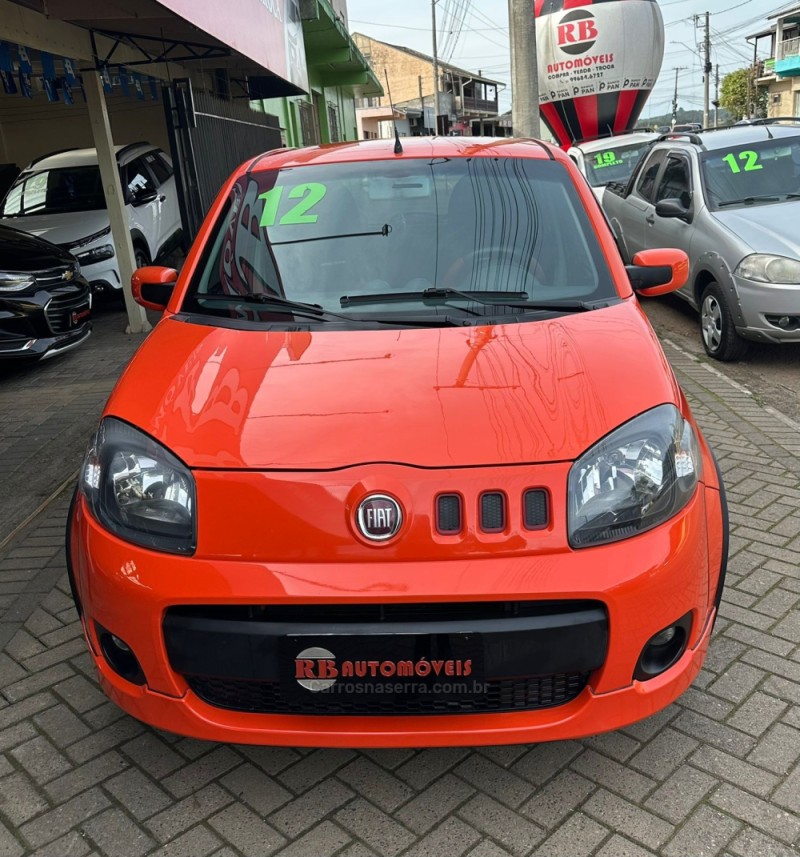 UNO 1.4 SPORTING 8V FLEX 4P MANUAL - 2012 - PAROBé