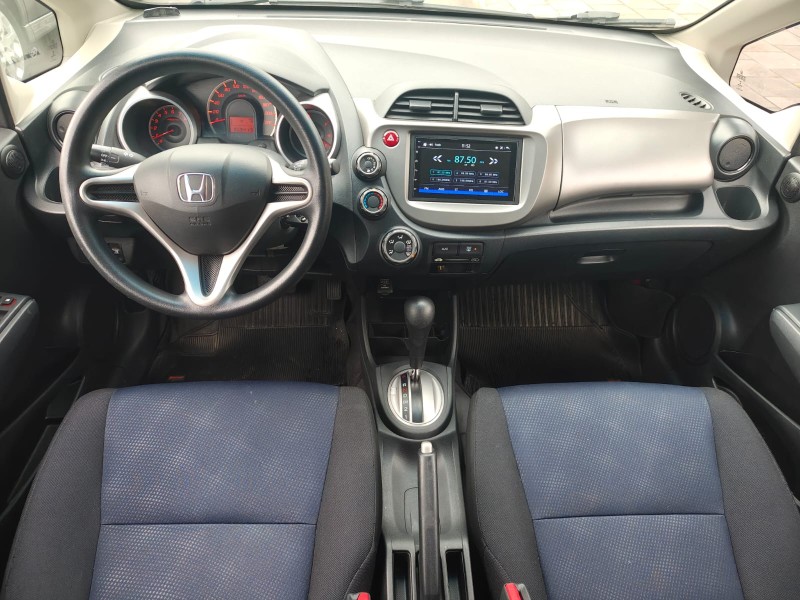 FIT 1.4 LX 8V GASOLINA 4P AUTOMÁTICO - 2014 - FARROUPILHA
