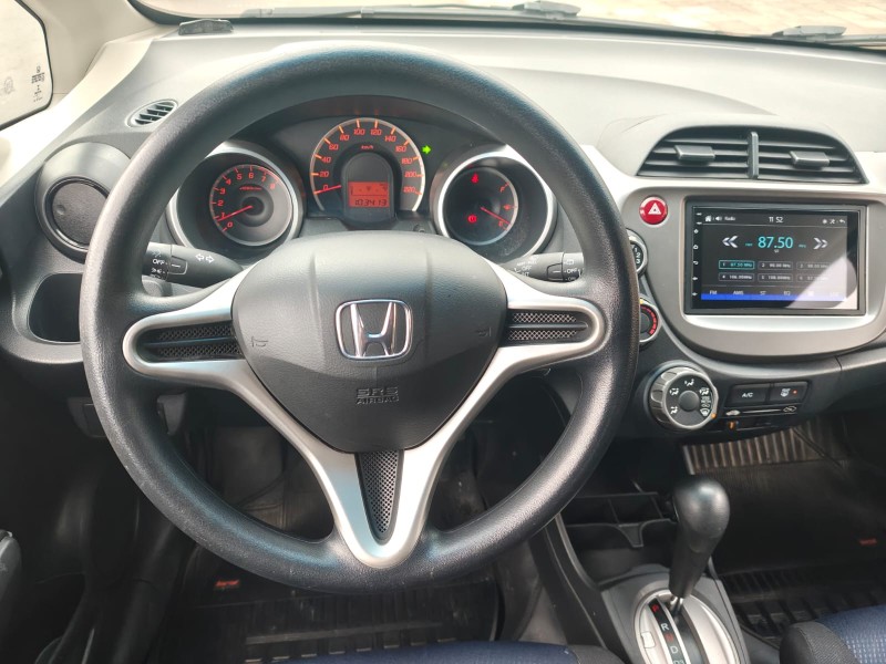 FIT 1.4 LX 8V GASOLINA 4P AUTOMÁTICO - 2014 - FARROUPILHA