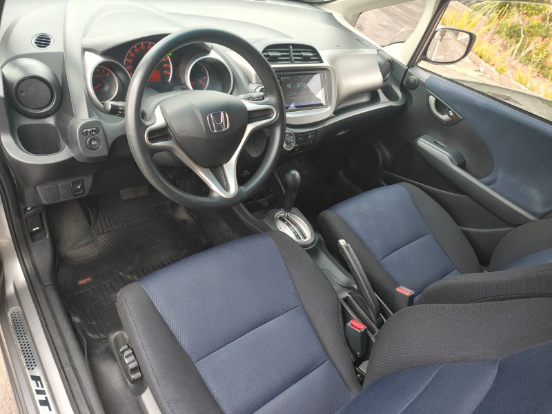 FIT 1.4 LX 8V GASOLINA 4P AUTOMÁTICO - 2014 - FARROUPILHA