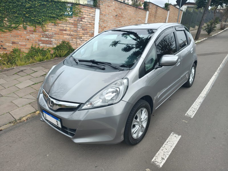 fit 1.4 lx 8v gasolina 4p automatico 2014 farroupilha