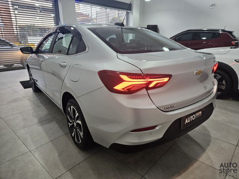 ONIX 1.0	PREMIER PLUS 12V TURBO FLEX 4P AUTOMÁTICO - 2023 - CAXIAS DO SUL