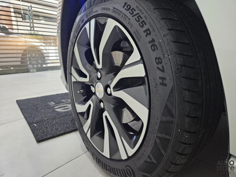 ONIX 1.0	PREMIER PLUS 12V TURBO FLEX 4P AUTOMÁTICO - 2023 - CAXIAS DO SUL