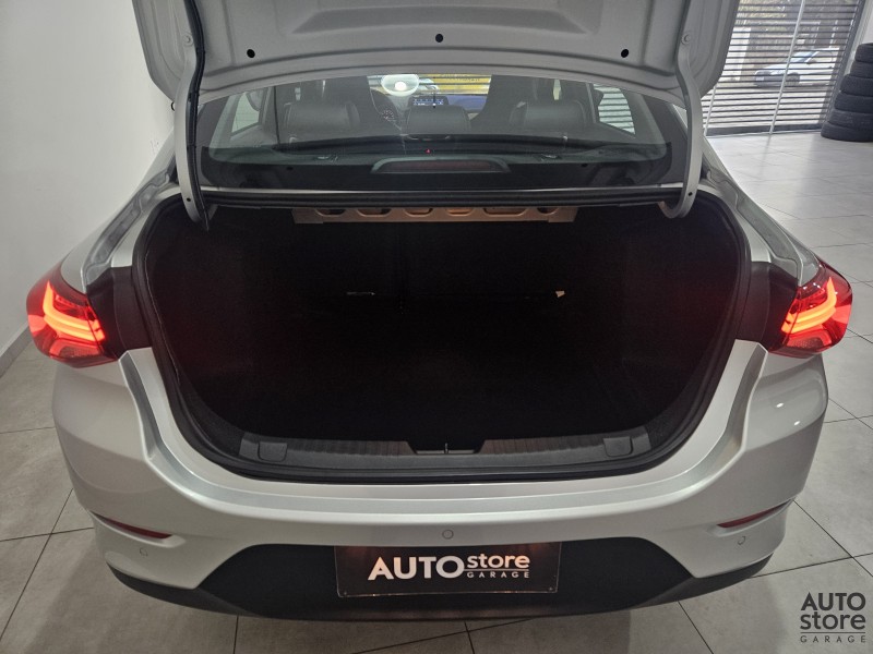 ONIX 1.0	PREMIER PLUS 12V TURBO FLEX 4P AUTOMÁTICO - 2023 - CAXIAS DO SUL