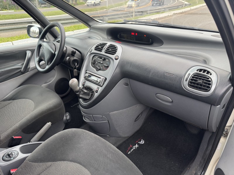 C4 2.0 GLX 16V FLEX 4P MANUAL - 2006 - DOIS IRMãOS