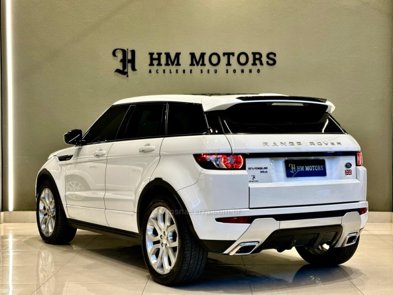 RANGE ROVER EVOQUE 2.0 HSE DYNAMIC 4WD 16V GASOLINA 4P AUTOMÁTICO - 2014 - CAXIAS DO SUL