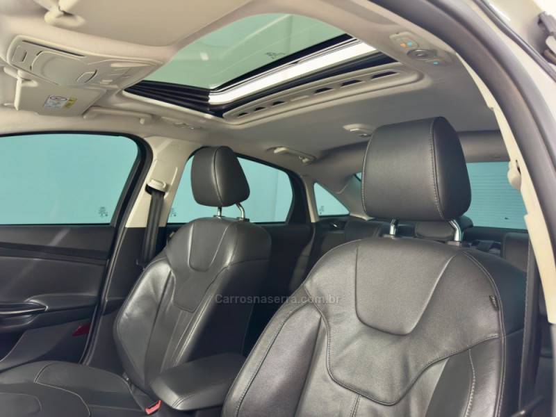FOCUS 2.0 TITANIUM PLUS SEDAN 16V FLEX 4P AUTOMÁTICO - 2016 - NOVO HAMBURGO