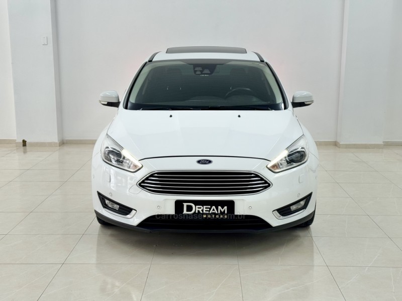 FOCUS 2.0 TITANIUM PLUS SEDAN 16V FLEX 4P AUTOMÁTICO - 2016 - NOVO HAMBURGO