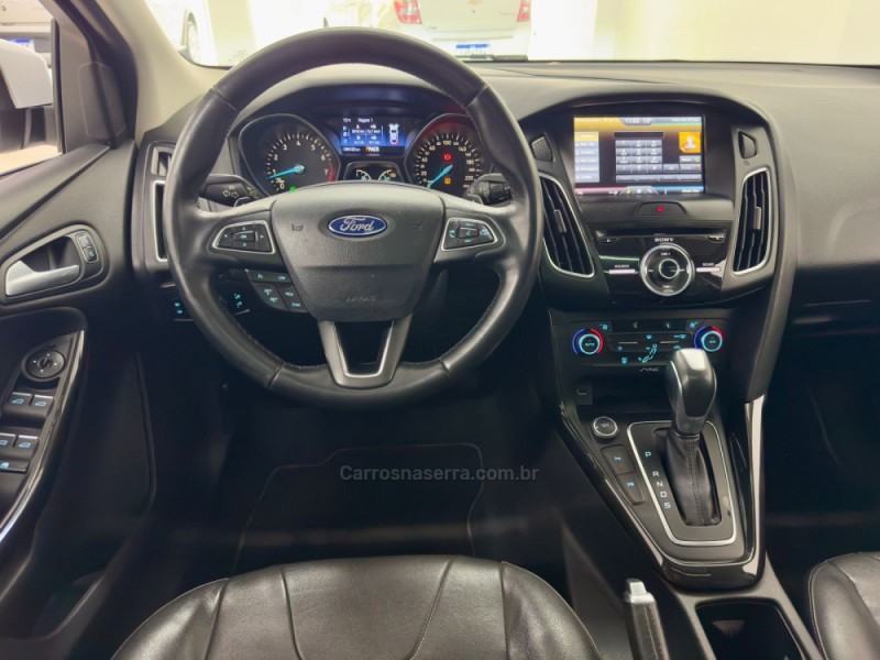 FOCUS 2.0 TITANIUM PLUS SEDAN 16V FLEX 4P AUTOMÁTICO - 2016 - NOVO HAMBURGO