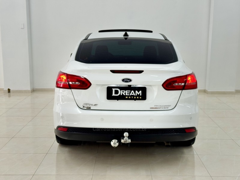 FOCUS 2.0 TITANIUM PLUS SEDAN 16V FLEX 4P AUTOMÁTICO - 2016 - NOVO HAMBURGO