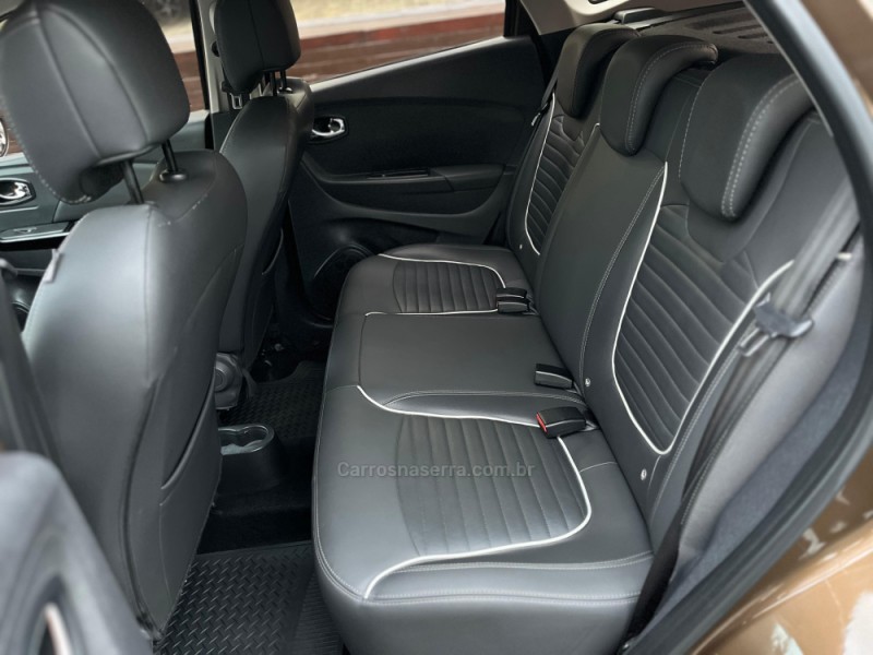 CAPTUR 1.6 16V FLEX INTENSE AUTOMÁTICO - 2019 - DOIS IRMãOS