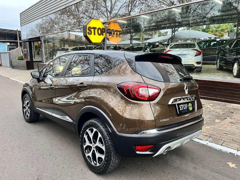 CAPTUR 1.6 16V FLEX INTENSE AUTOMÁTICO - 2019 - DOIS IRMãOS