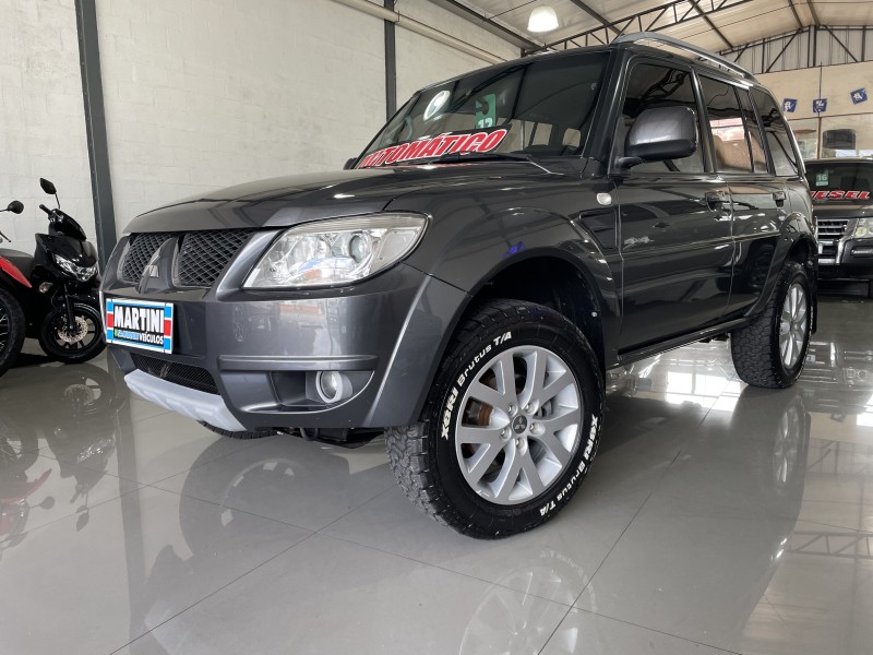 PAJERO TR4 2.0 4X4 16V 140CV FLEX 4P AUTOMÁTICO - 2012 - CAXIAS DO SUL