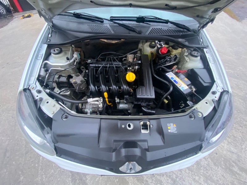 CLIO 1.0 EXPRESSION 16V FLEX 4P MANUAL - 2015 - CAXIAS DO SUL