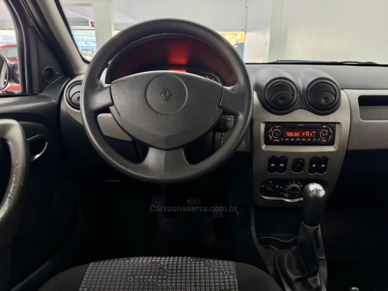 SANDERO 1.0 EXPRESSION 16V FLEX 4P MANUAL - 2009 - NOVO HAMBURGO