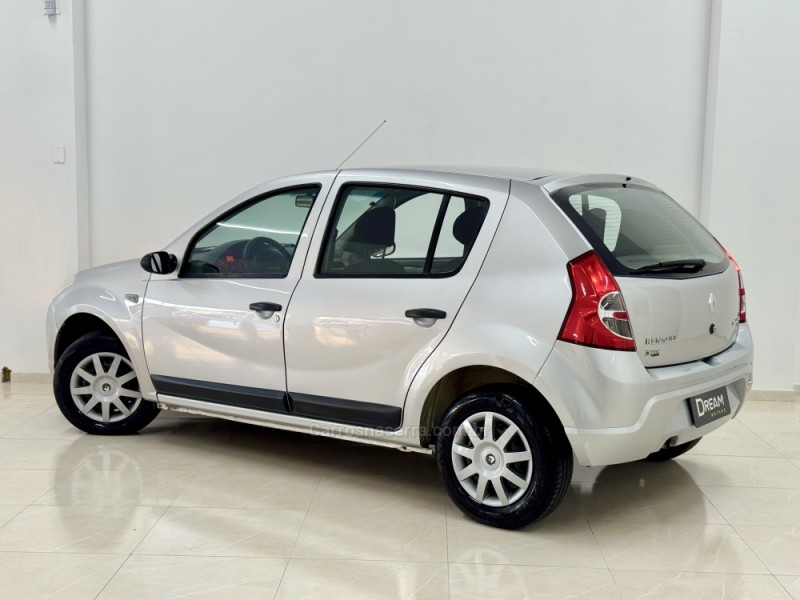 SANDERO 1.0 EXPRESSION 16V FLEX 4P MANUAL - 2009 - NOVO HAMBURGO