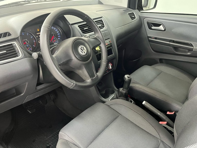 FOX 1.6 MI 8V FLEX 4P MANUAL - 2012 - BENTO GONçALVES