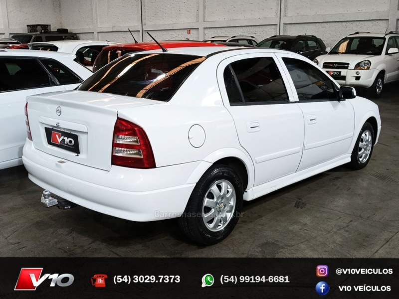 ASTRA 1.8 MPFI GL SEDAN 8V GASOLINA 4P MANUAL - 1999 - CAXIAS DO SUL